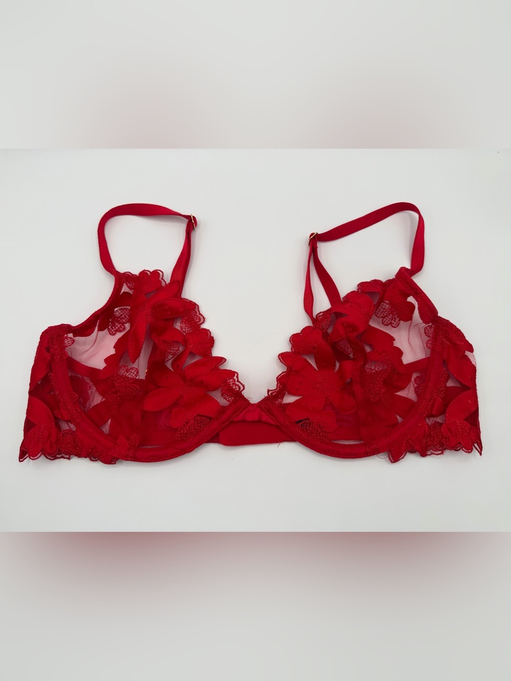 Victoria's Secret Red Floral Lace Underwire Bra